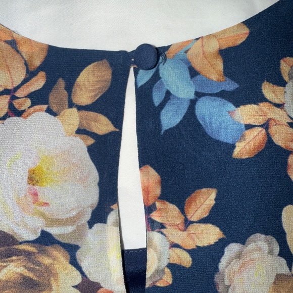 J crew Silk Racerback Tank top Blouse Blue Beige Antique Floral Lined size 0 - Picture 5 of 8